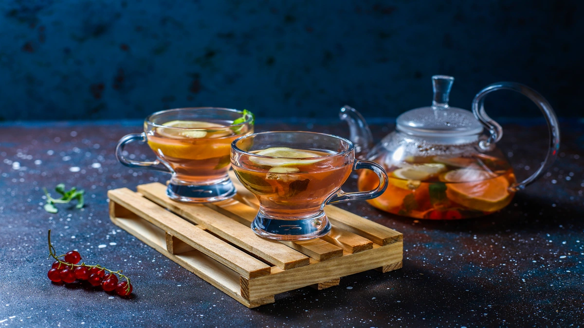 wellhealthorganic.com: 5-herbal-teas-you-can-consume-to-get-relief-from-bloating-and-gas