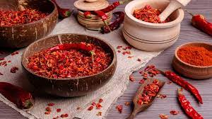 wellhealthorganic.com: red-chilli-you-should-know-about-red-chilli-uses-benefits-side-effects